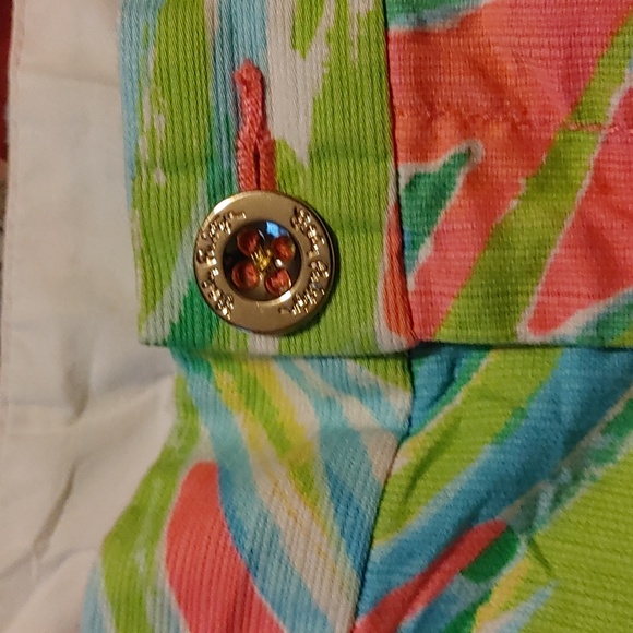 Lilly Pulitzer the Buttercup shorts TIki  Sz.2 - Picture 9 of 9